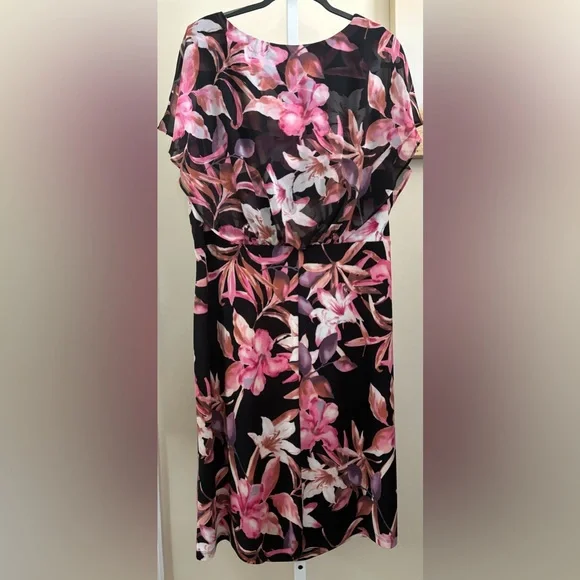 Connected Apparel Floral Print Dress-Size 16 - Picture 3 of 13